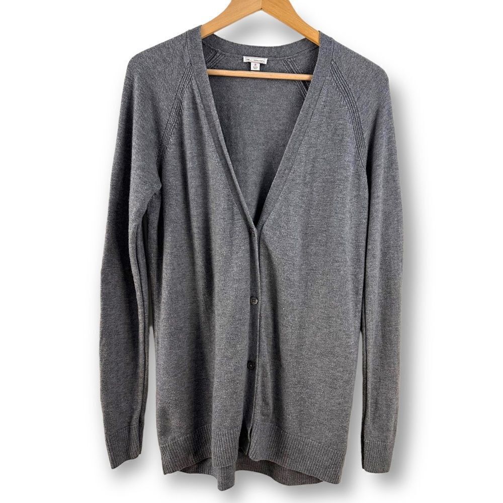 ‎GAP gray button down cardigan size M